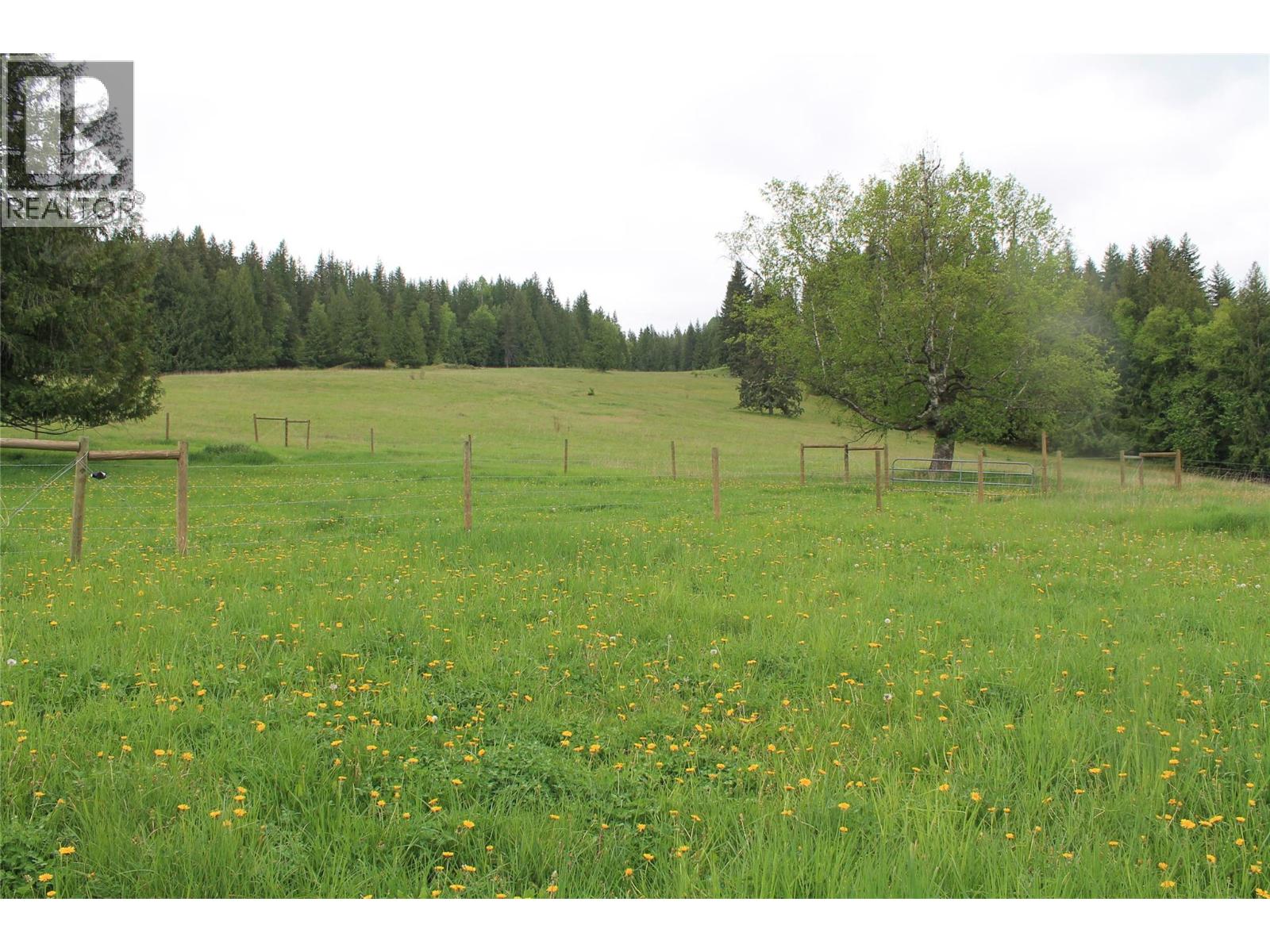  2301 Lumby Mabel Lake Road, Lumby