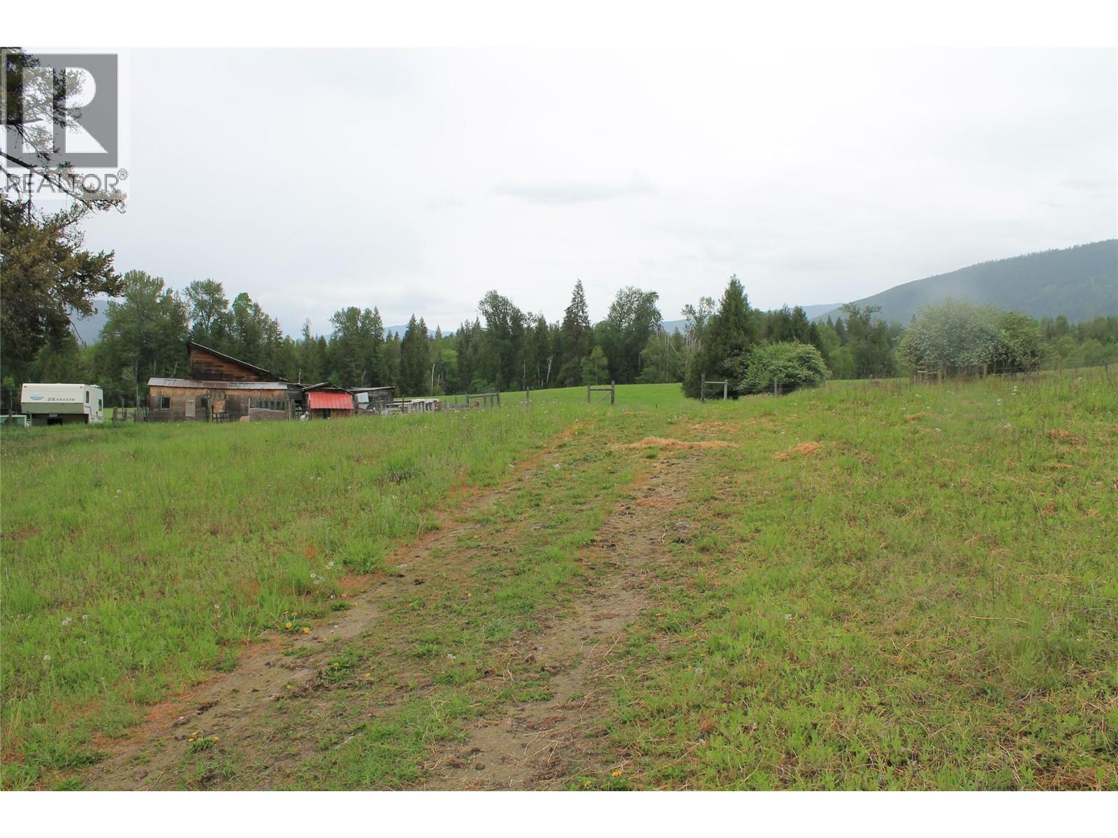  2301 Lumby Mabel Lake Road, Lumby