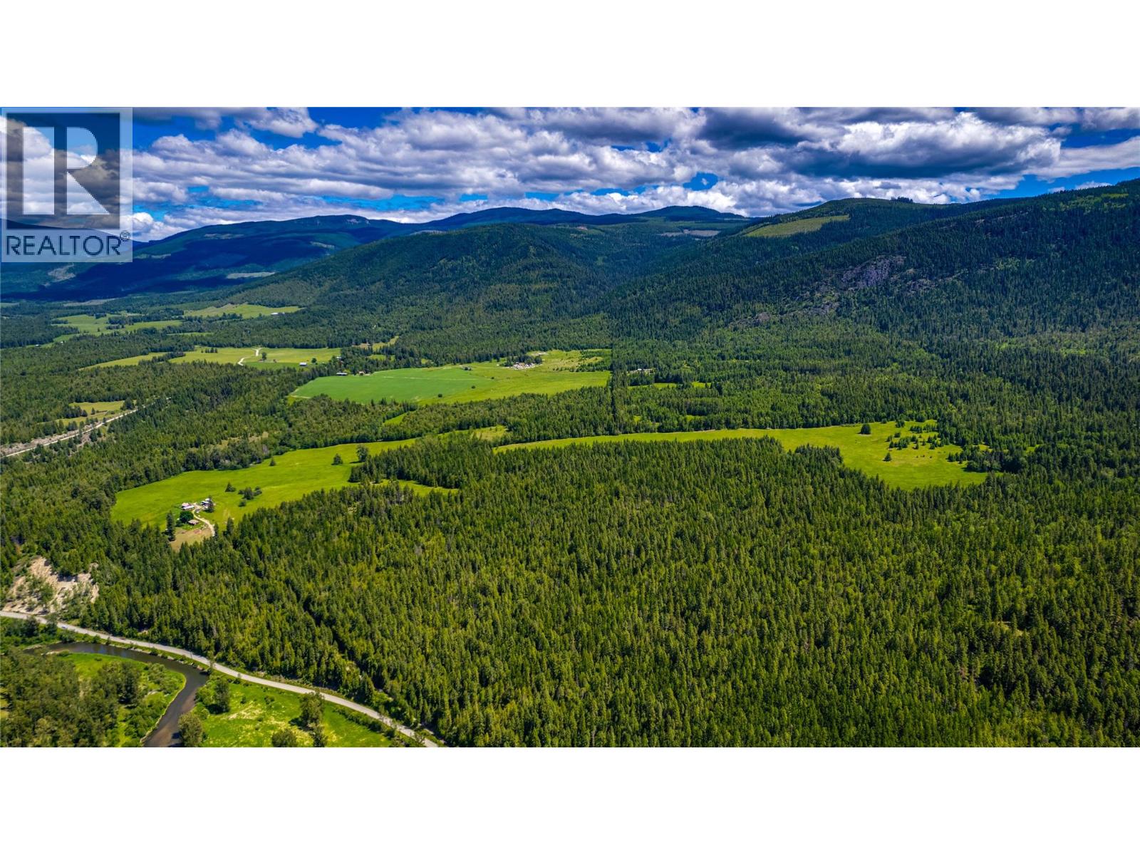  2301 Lumby Mabel Lake Road, Lumby