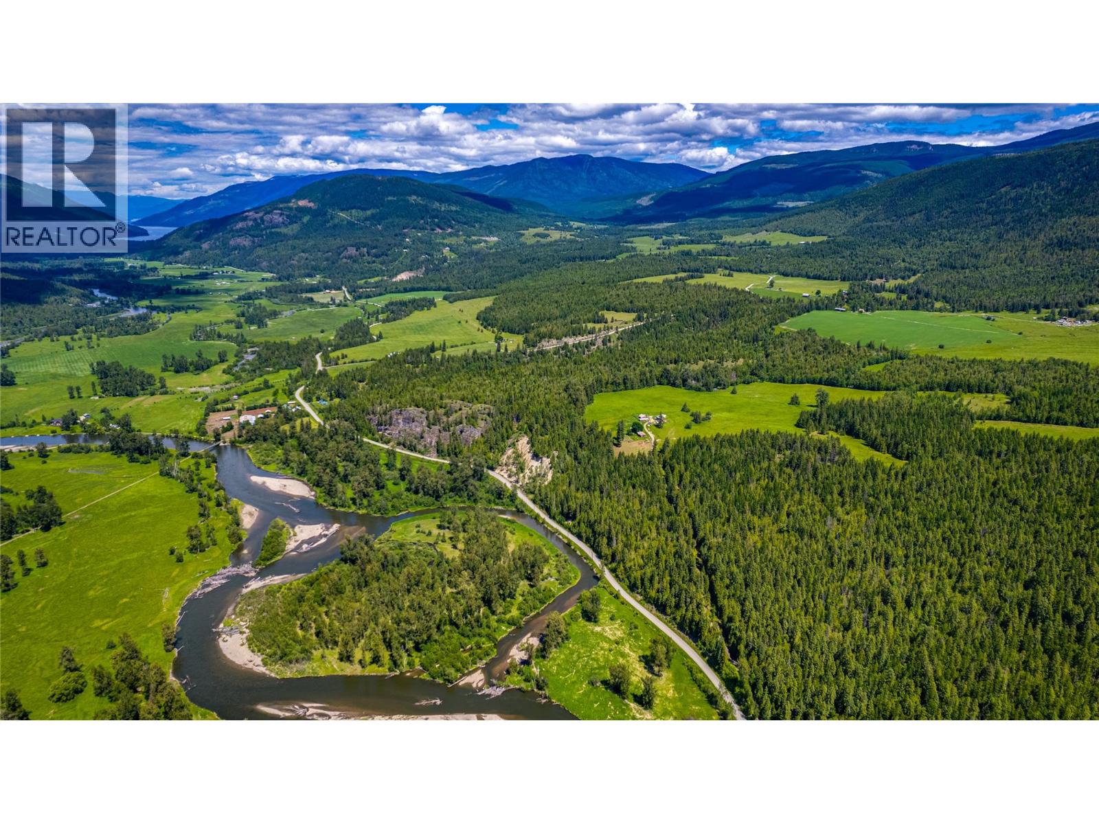  2301 Lumby Mabel Lake Road, Lumby