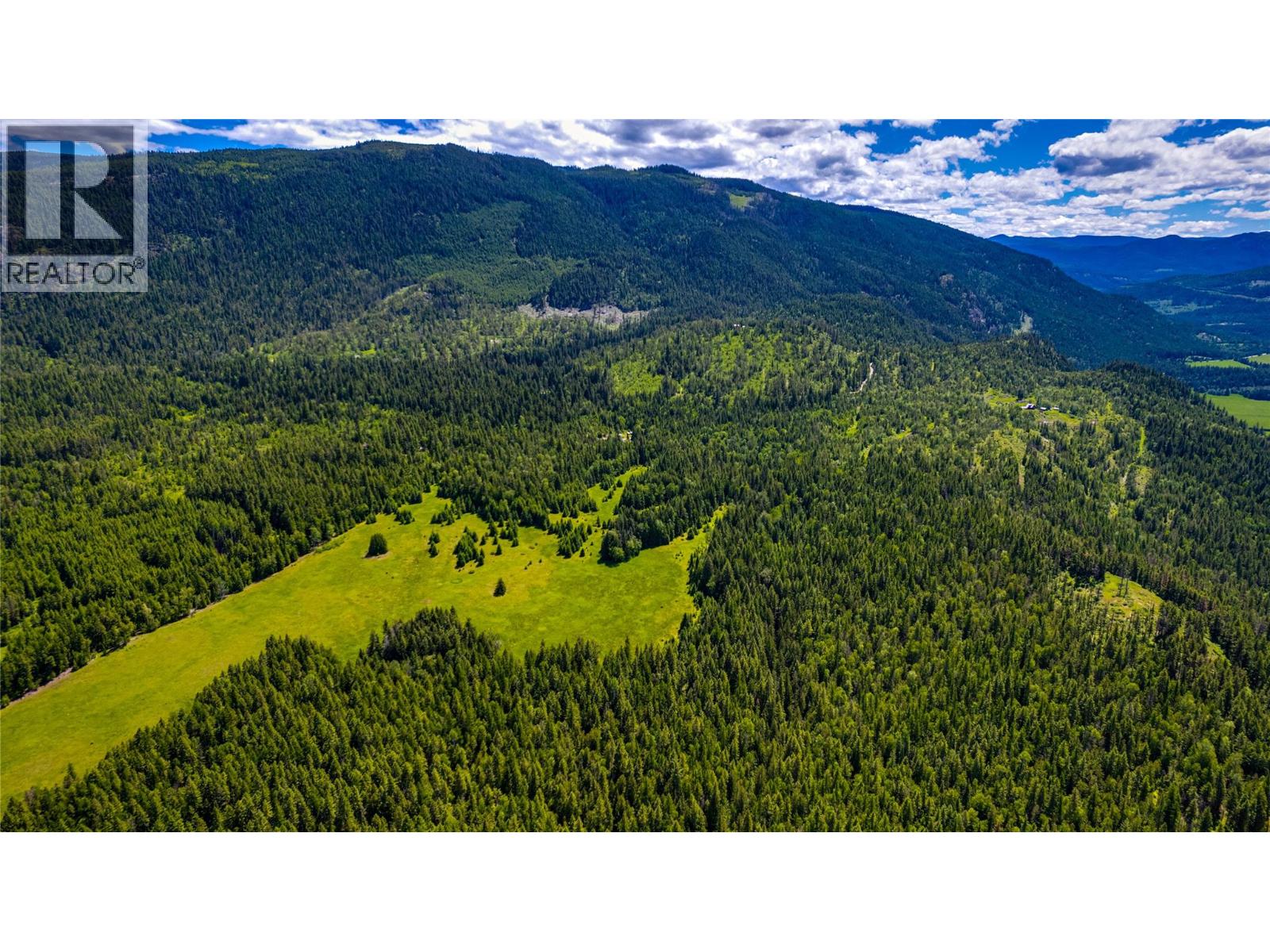  2301 Lumby Mabel Lake Road, Lumby
