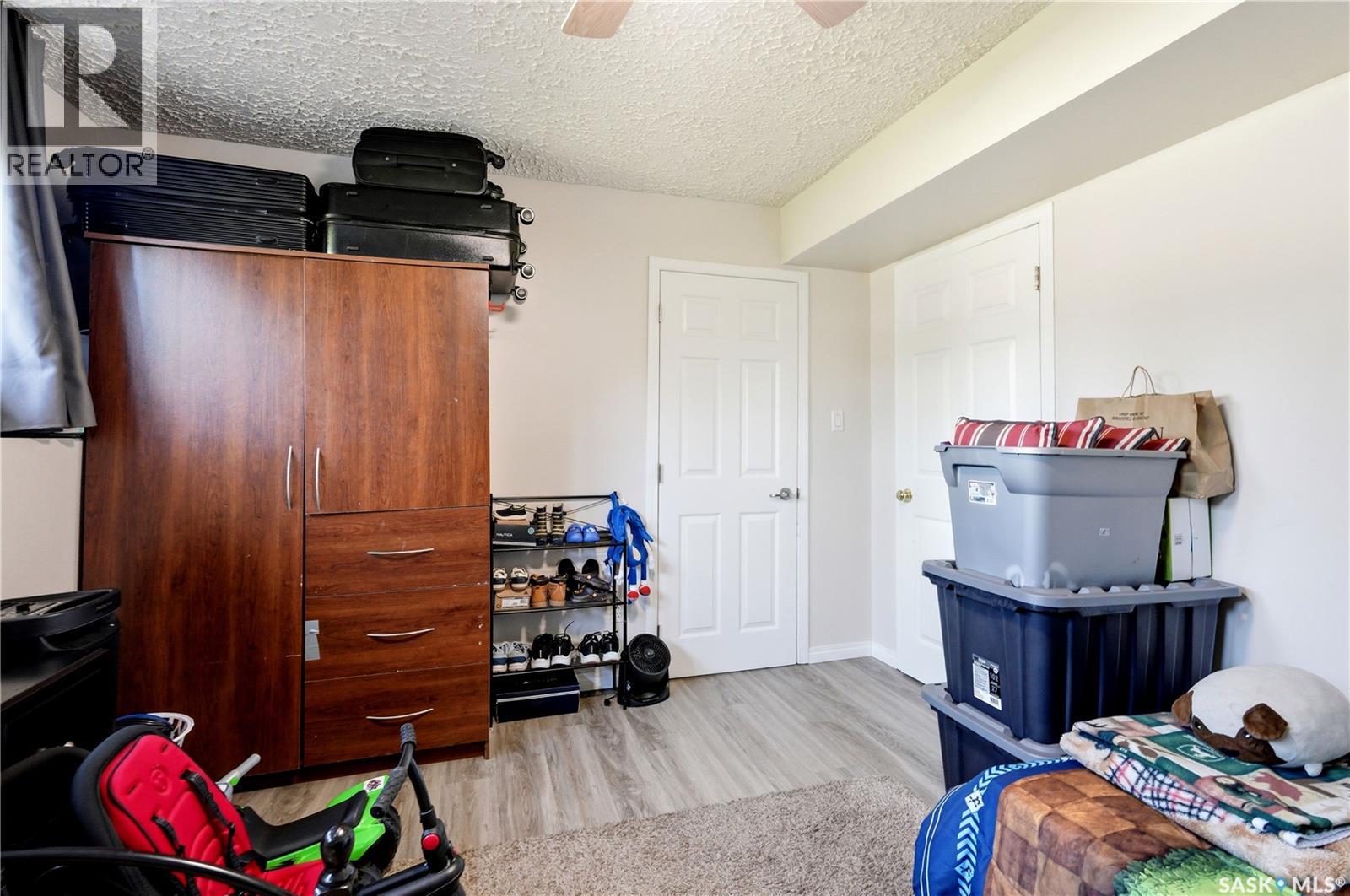 118 Laurentian DRIVE - 34