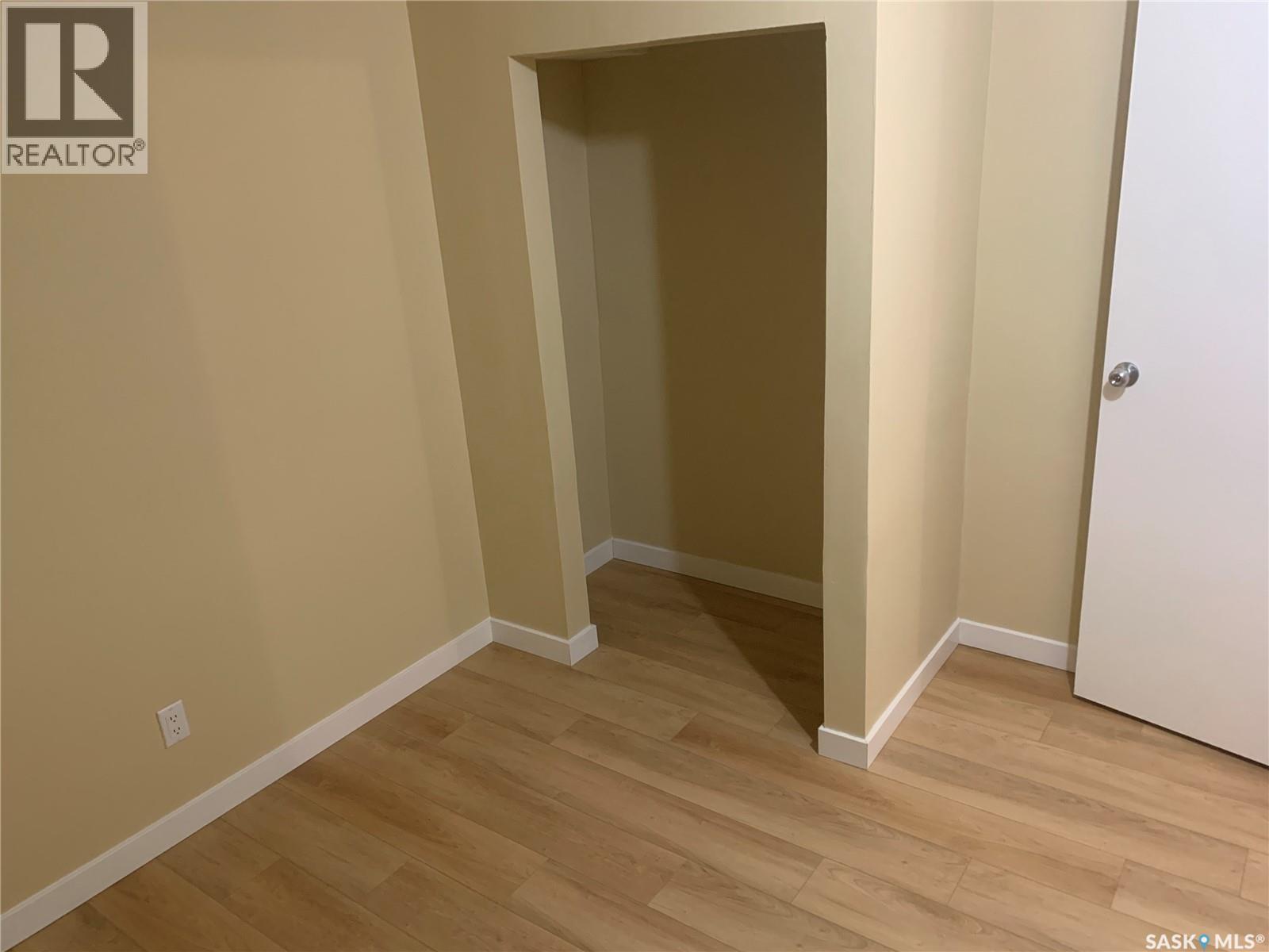 111 M AVENUE S - 10