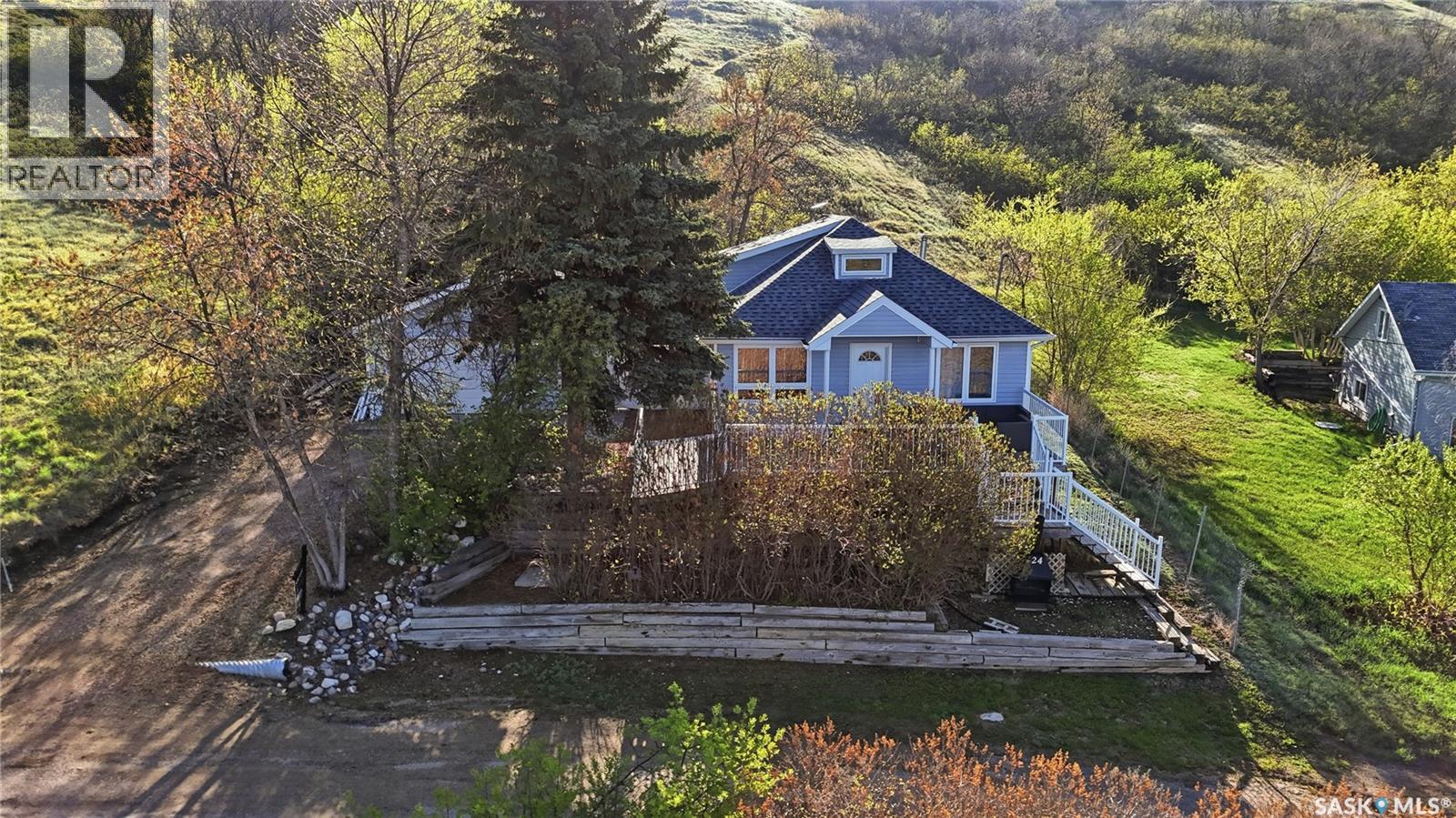 24 Alice CRESCENT - Image 2