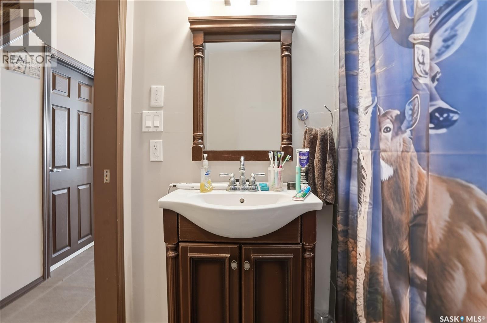 24 Alice CRESCENT - 20