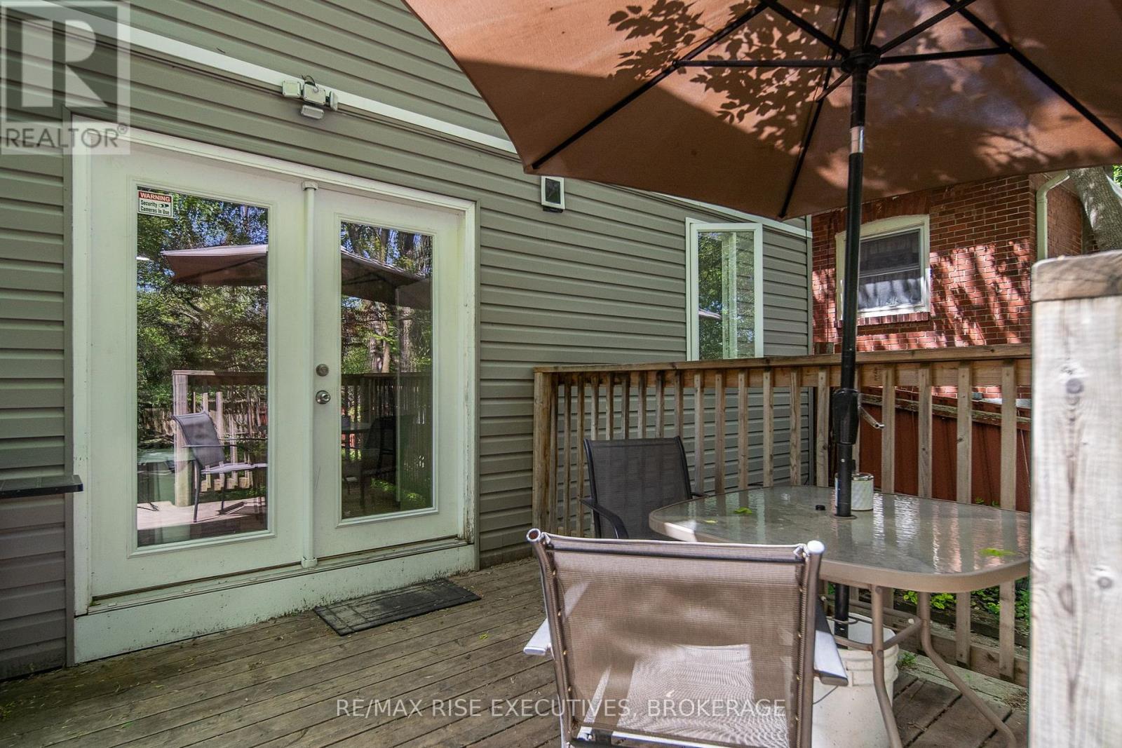 549 ALFRED STREET - 27