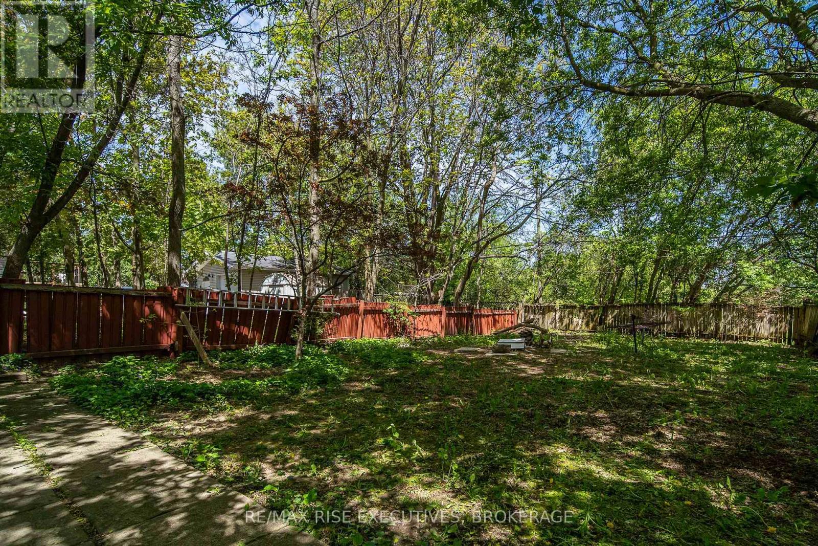 549 ALFRED STREET - 25