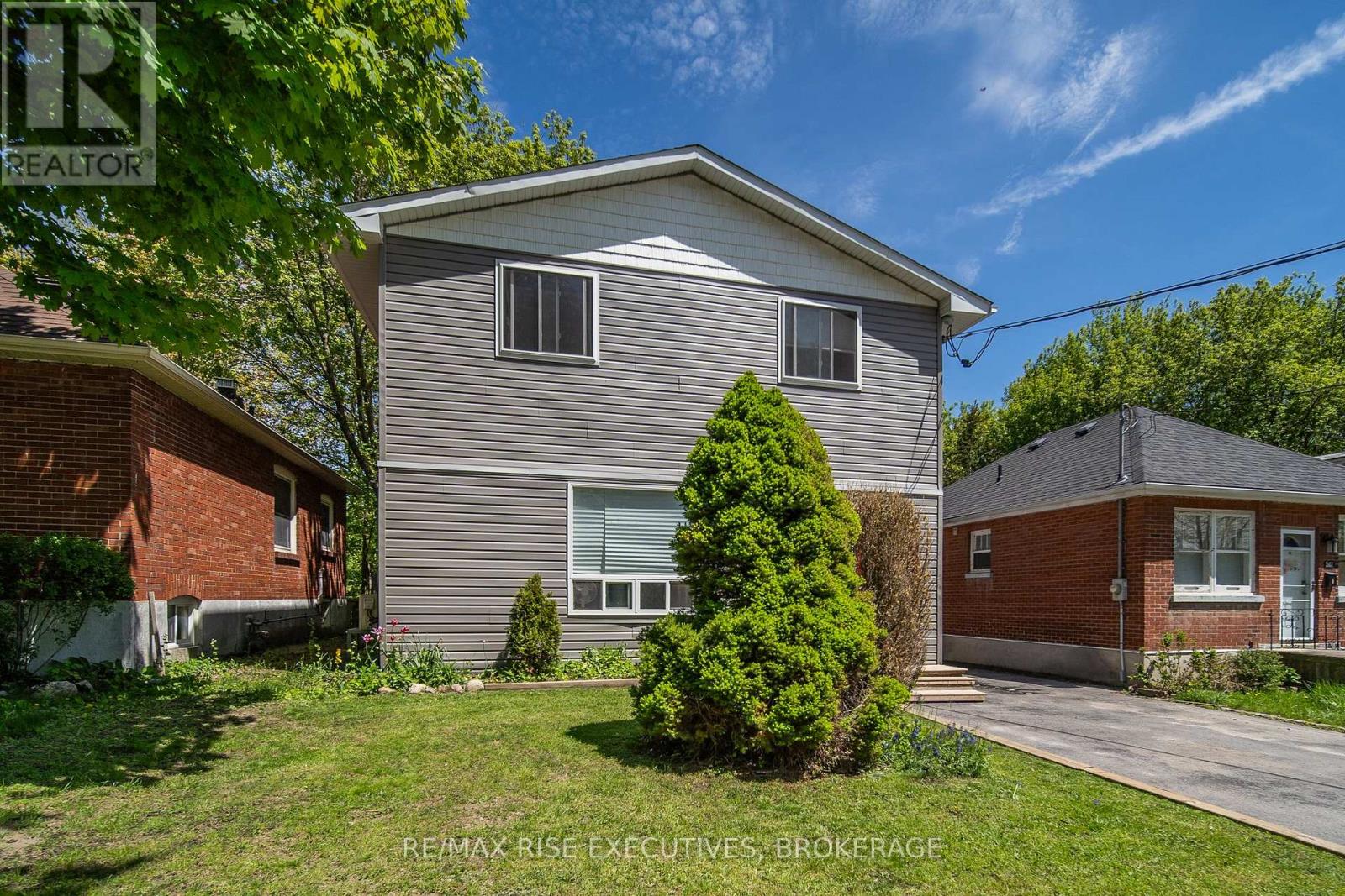 549 ALFRED STREET - 4