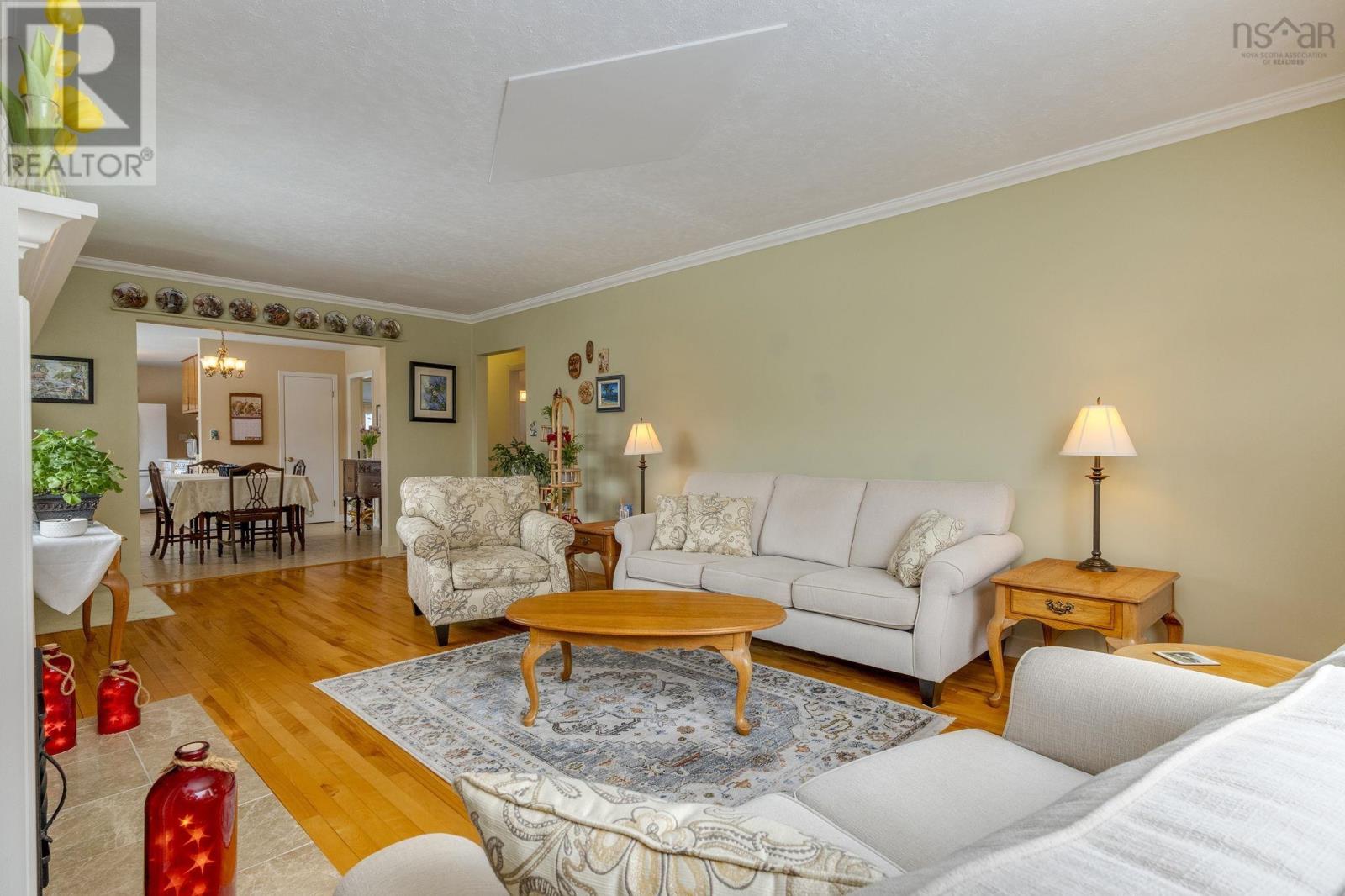 5442 Highway 2 - 20