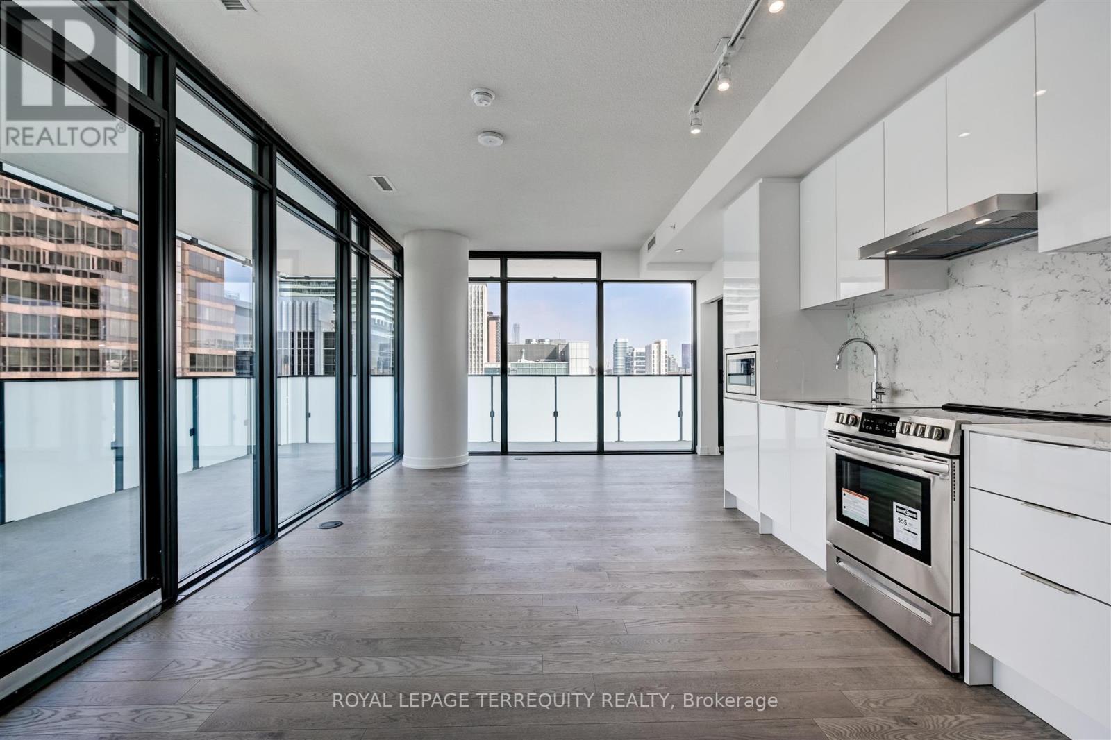 Listing photo of 2911 - 25 RICHMOND STREET E