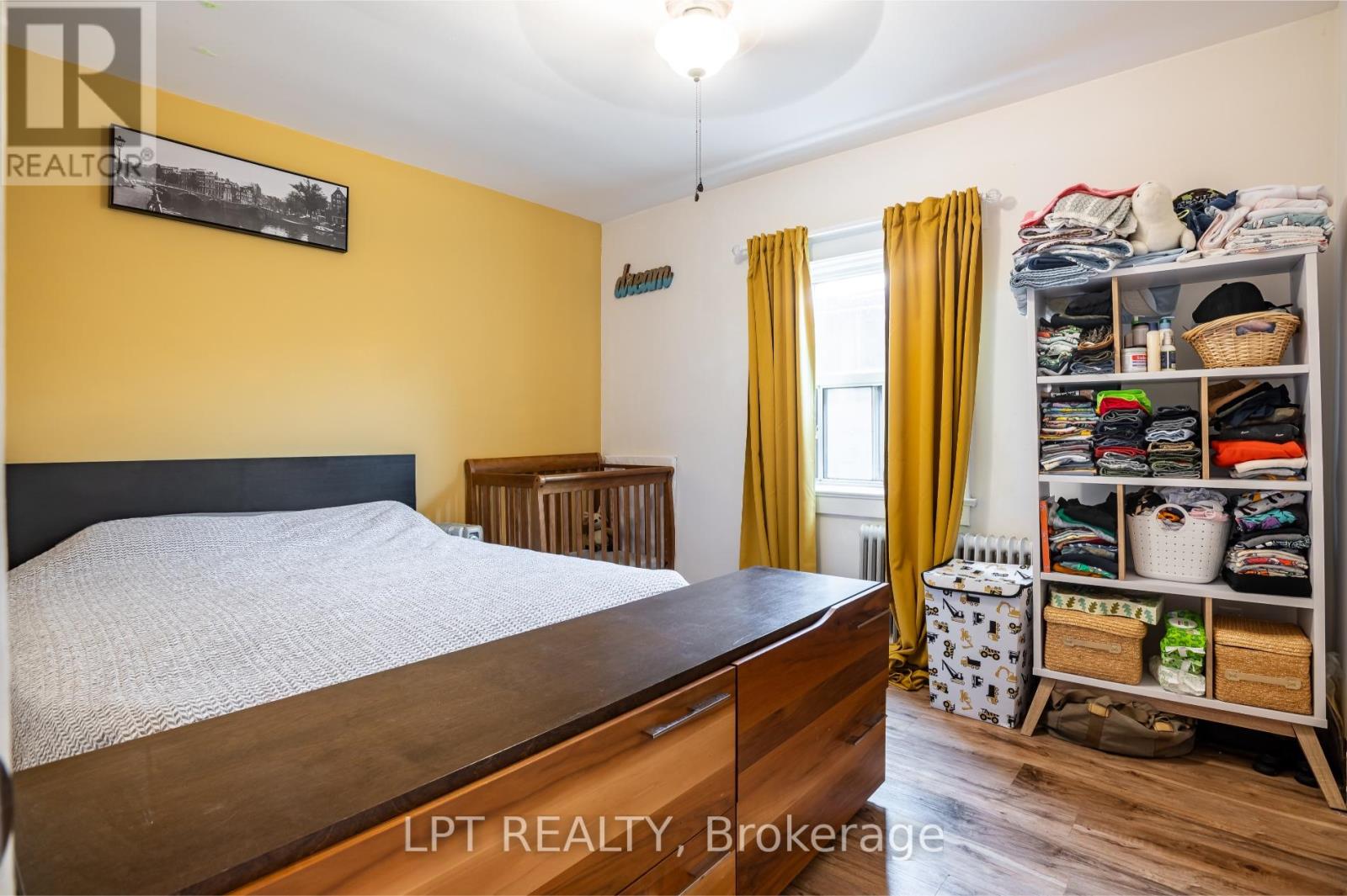 541 VAUGHAN ROAD - 11