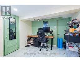 541 Vaughan Road, Toronto, ON M6C2R2 Photo 20