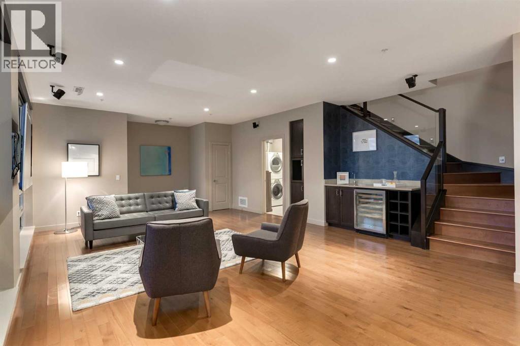 #3405 210 15 Avenue SE - 15