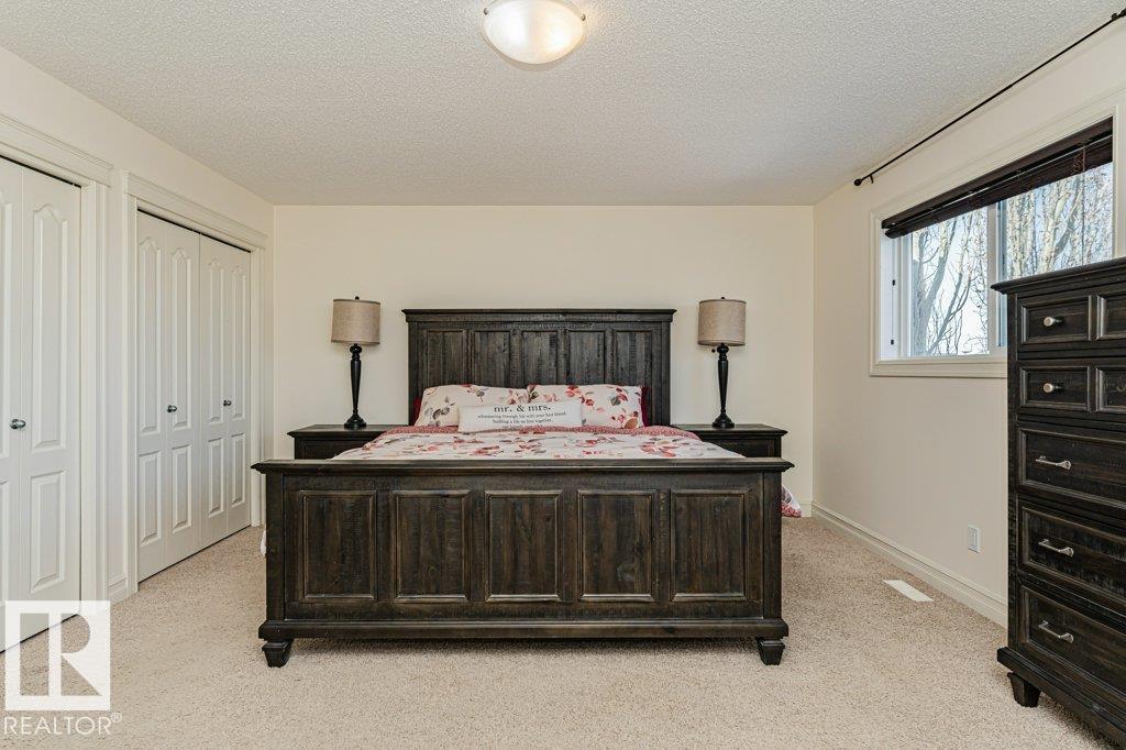 126 BOXWOOD BN - 23