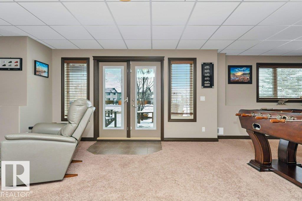 33 HILLCREST PT — photo 48