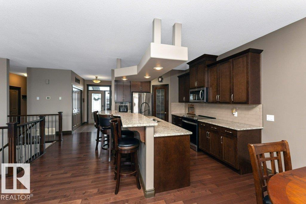 33 HILLCREST PT — photo 6