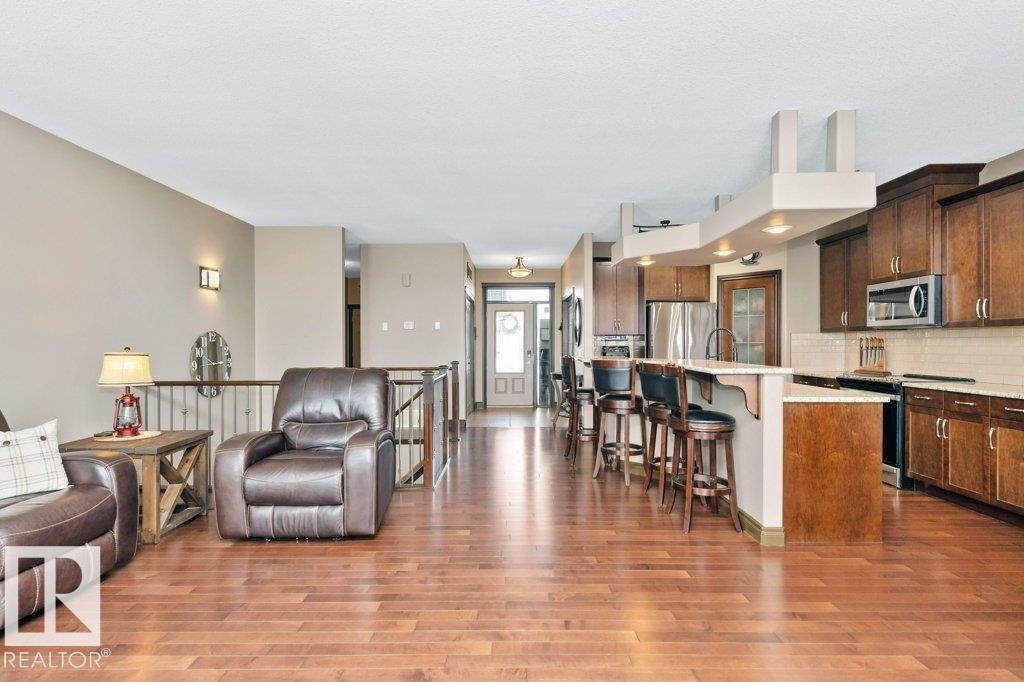 33 HILLCREST PT — photo 23