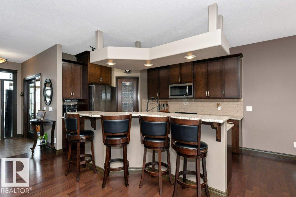 33 HILLCREST PT — photo 32