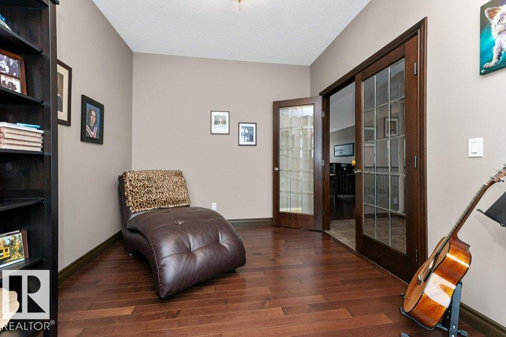 33 HILLCREST PT — photo 18