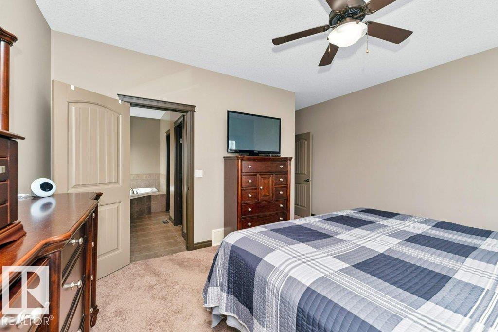 33 HILLCREST PT — photo 41