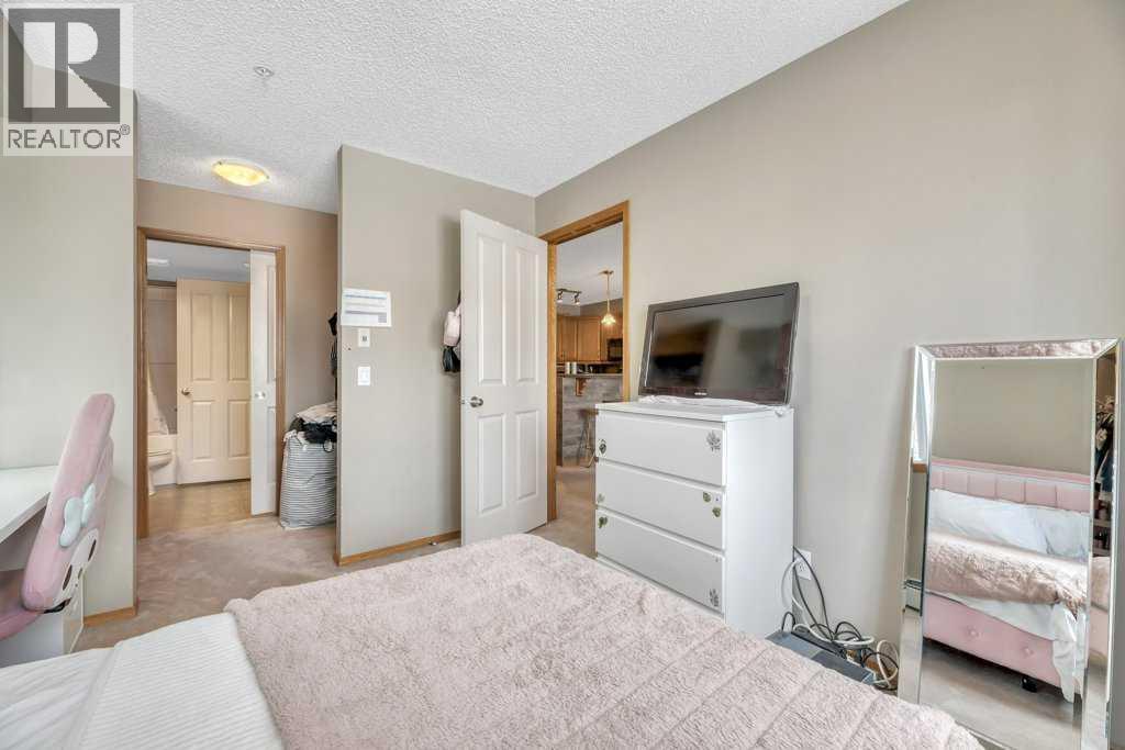 #213 380 Marina Drive - 25