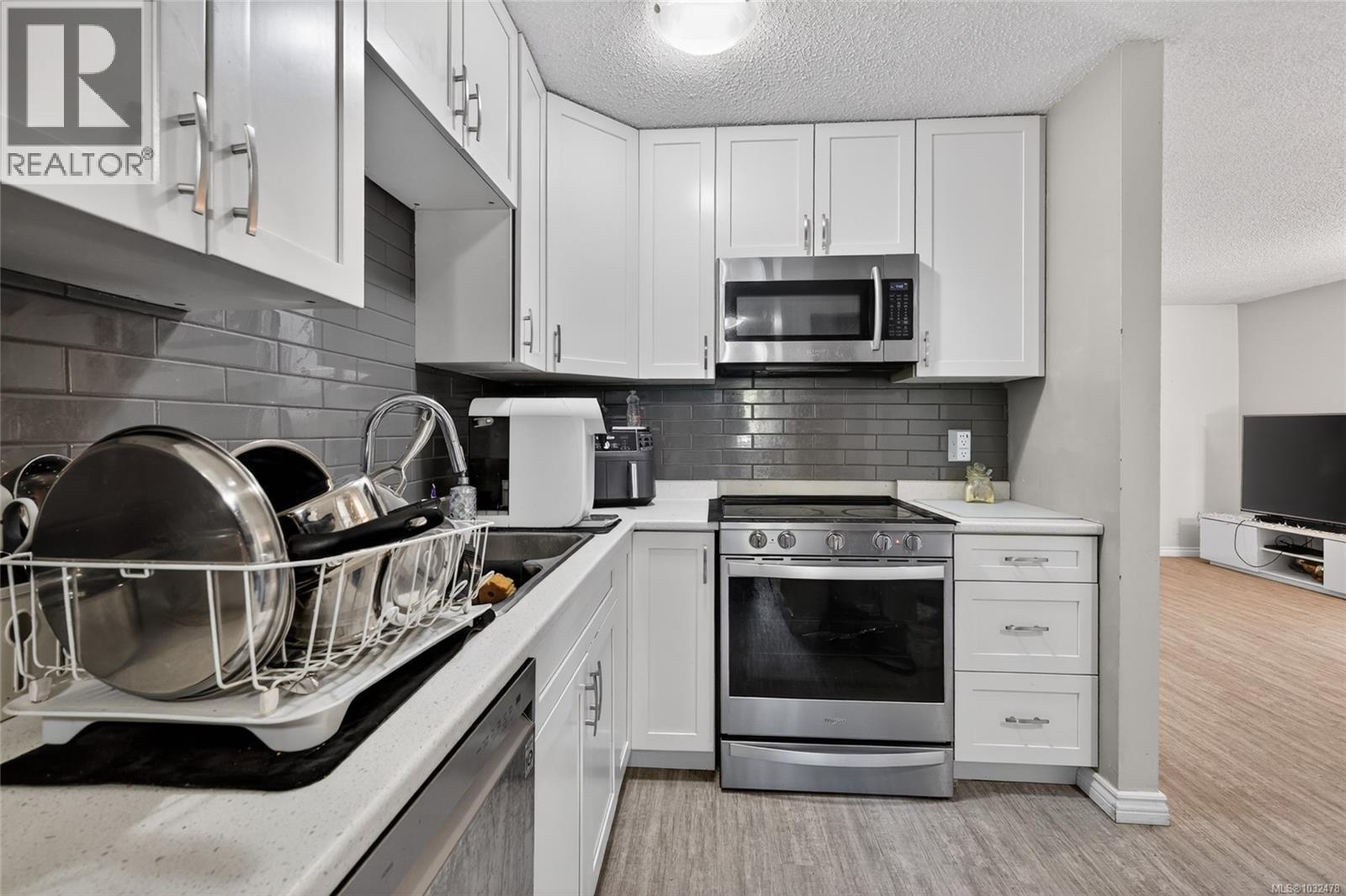 #43 444 Bruce Ave - 18