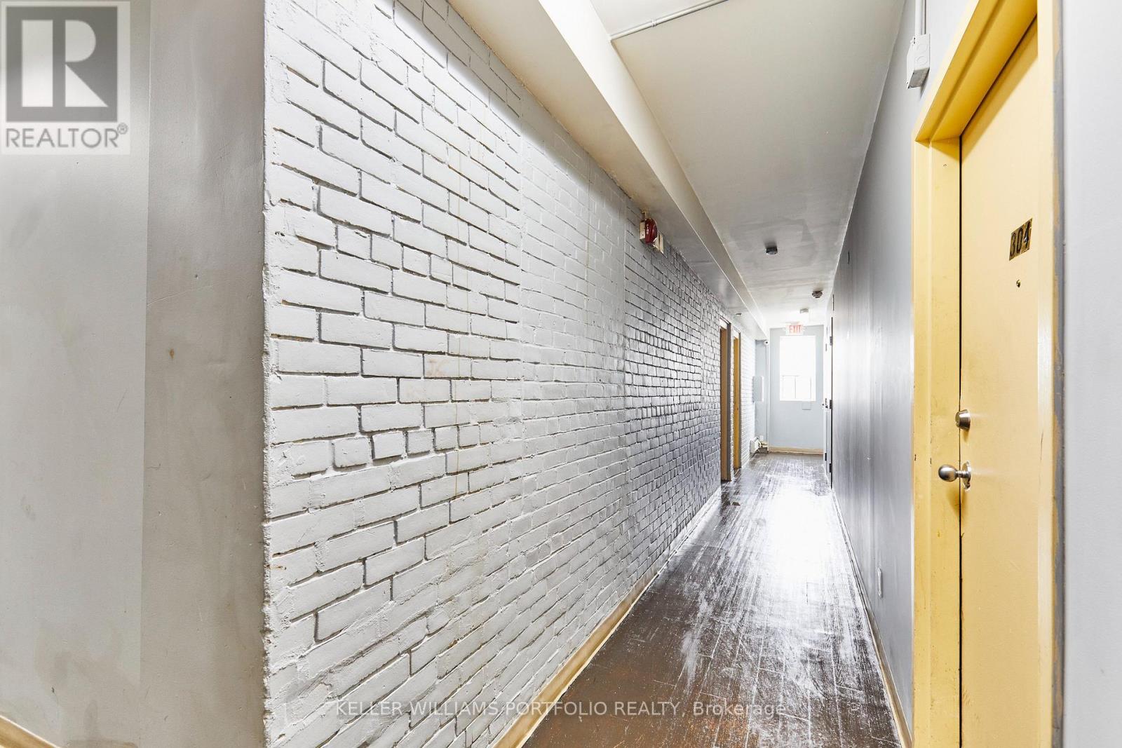 1395 GERRARD STREET E - 11