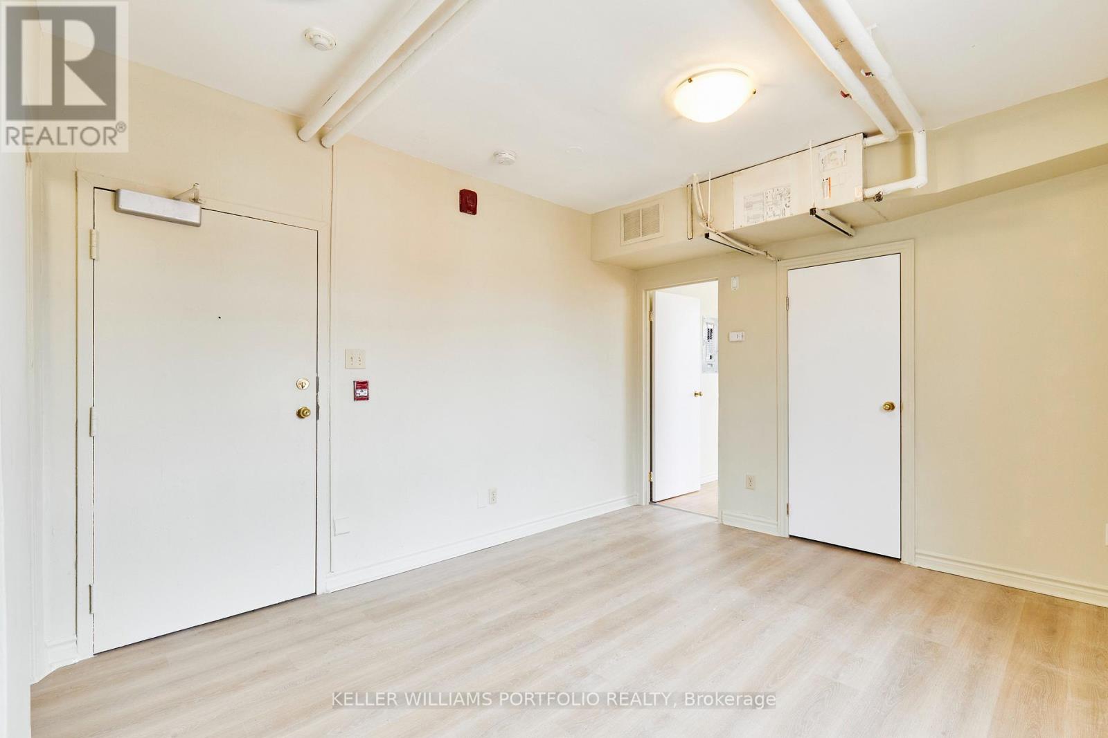 1395 GERRARD STREET E - 22