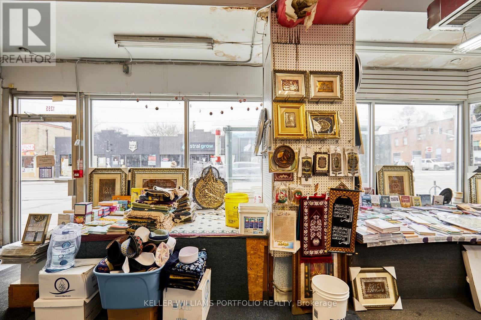 1395 GERRARD STREET E - 15