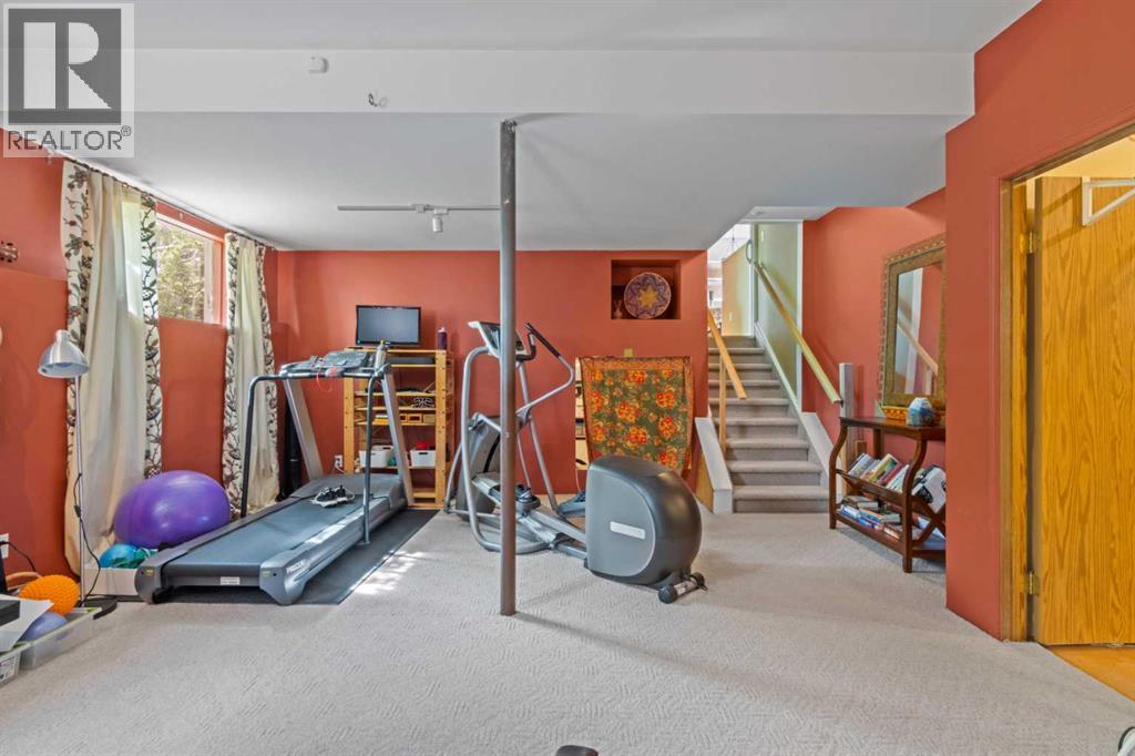 2716 Brecken Road NW - 17