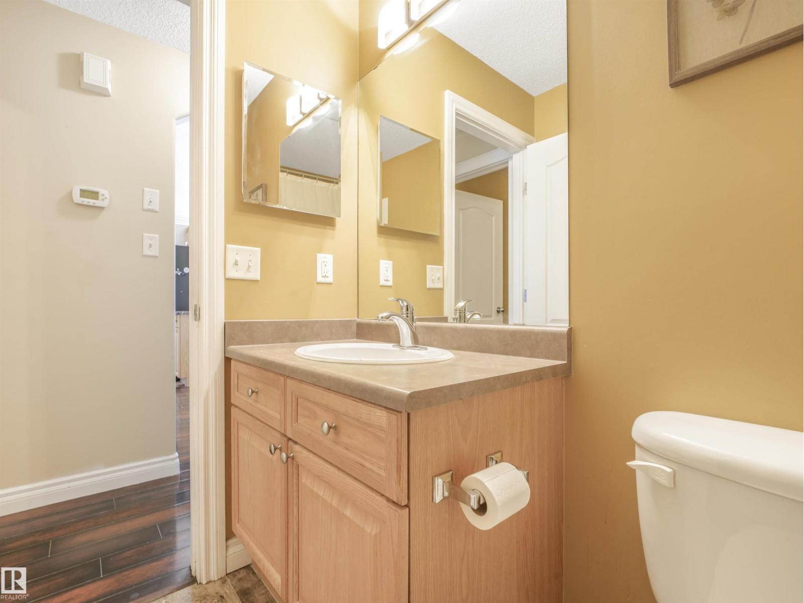 4832 157 AV NW - 26