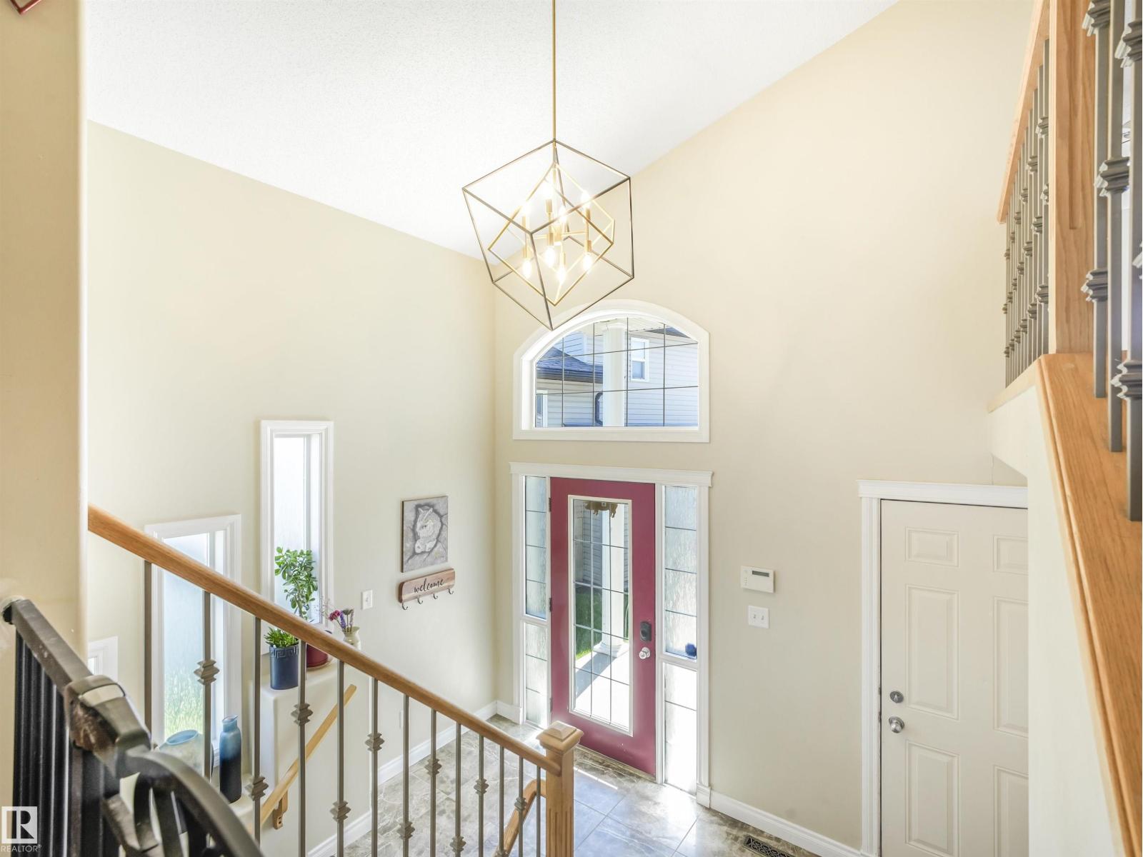 4832 157 AV NW - 8