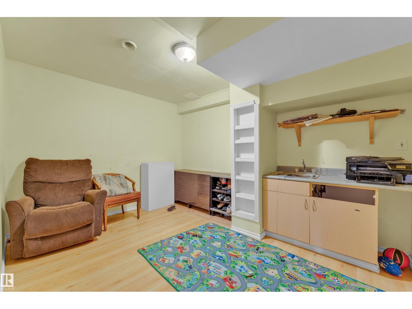 #45 1820 56 ST NW - 23