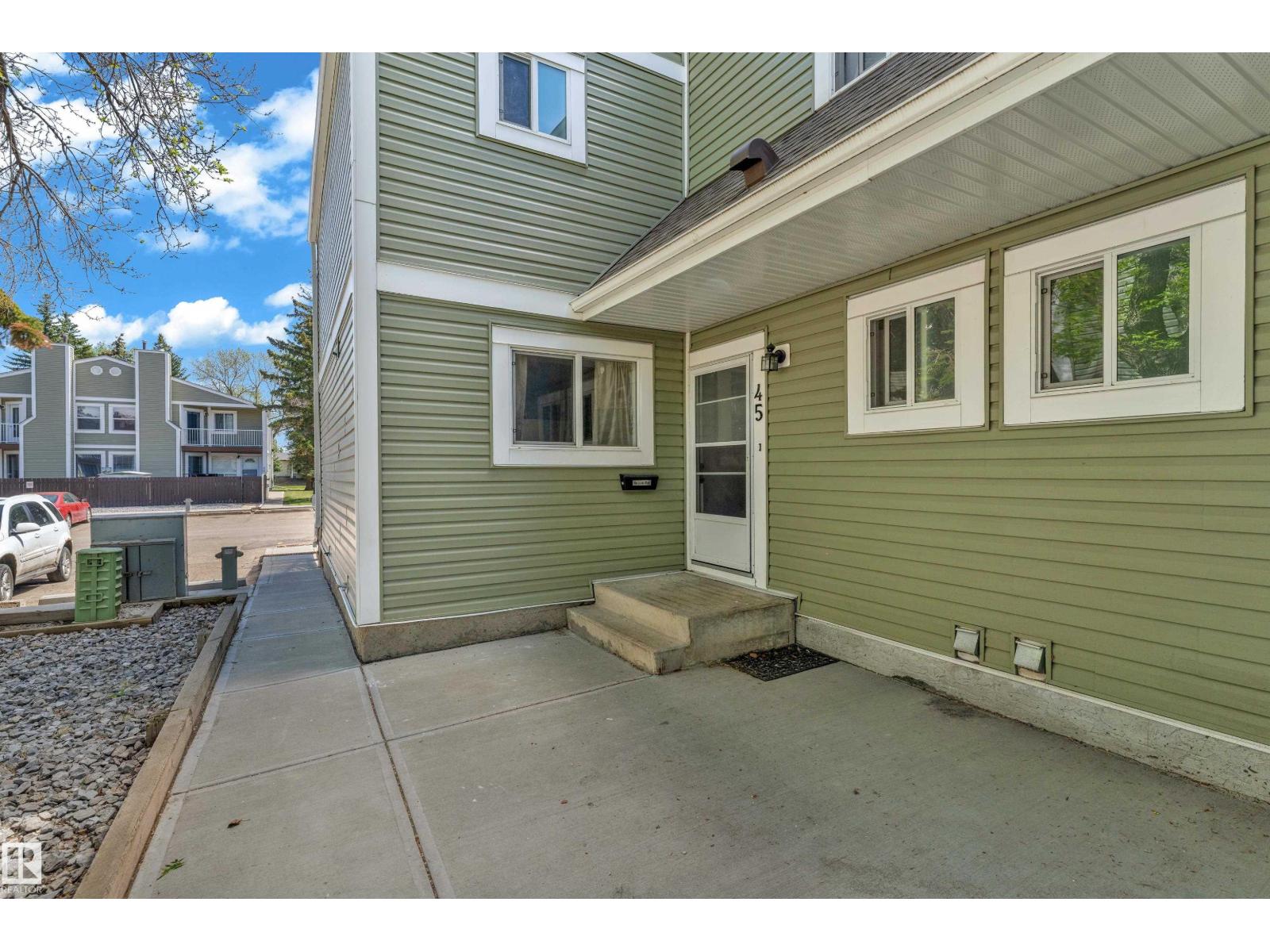 #45 1820 56 ST NW - 4