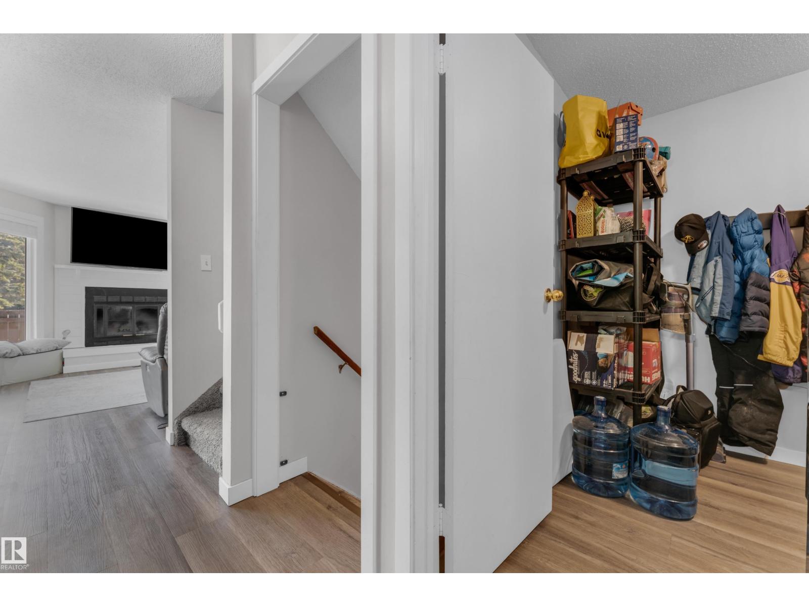 #45 1820 56 ST NW - 6