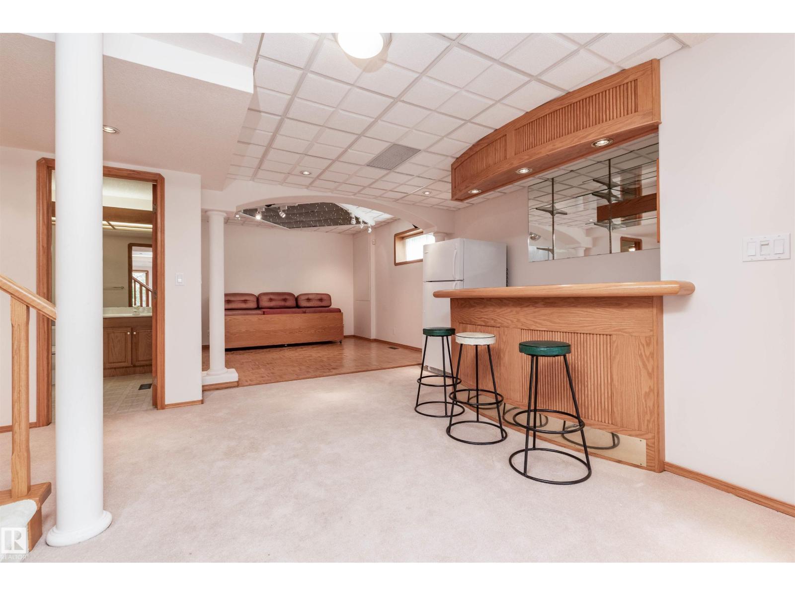 3 NEWPORT DR - 38