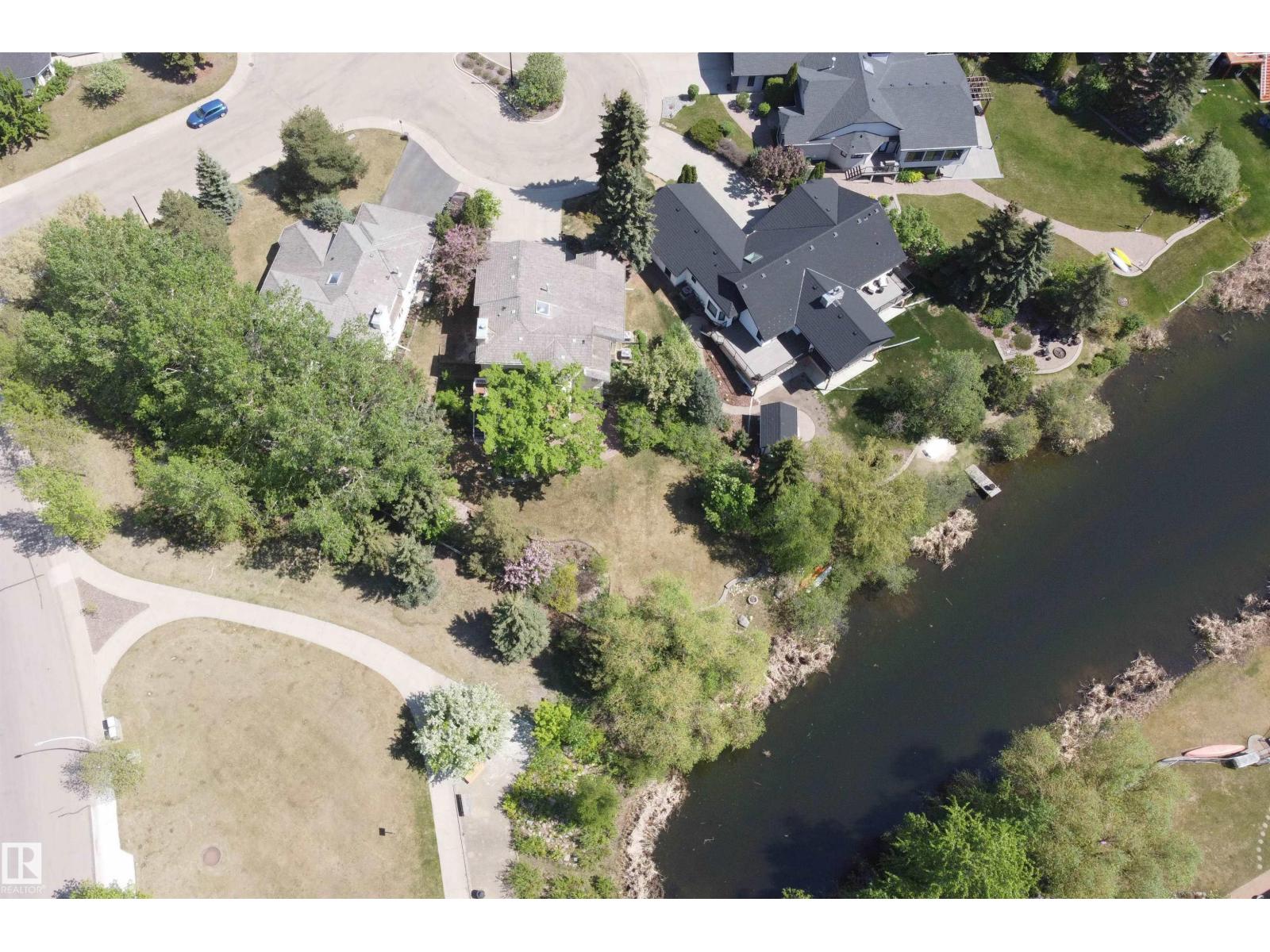 3 NEWPORT DR - 66