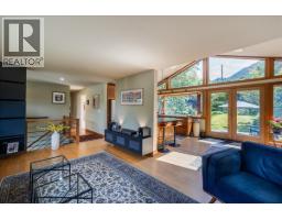 Mud room - 1001 Gilker Street, Nelson, BC V1L5V3 Photo 12