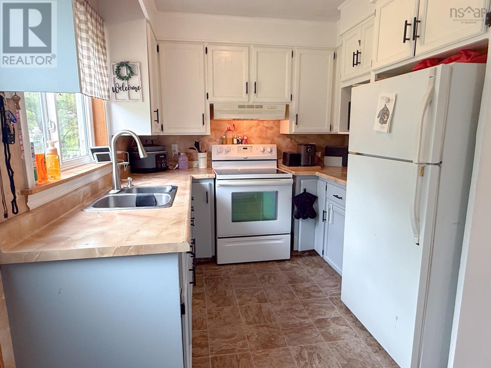 Property 22 of 44 of 34 Lacey Road
