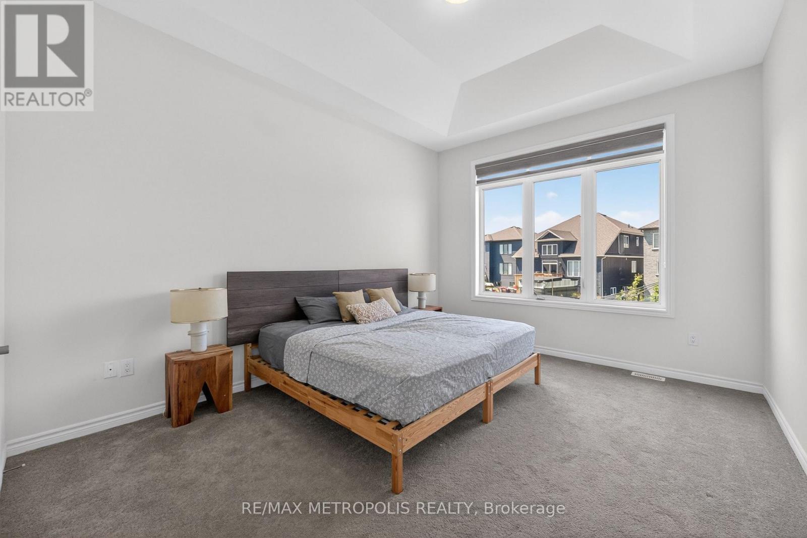 298 RAMBLEWOOD DRIVE - 22