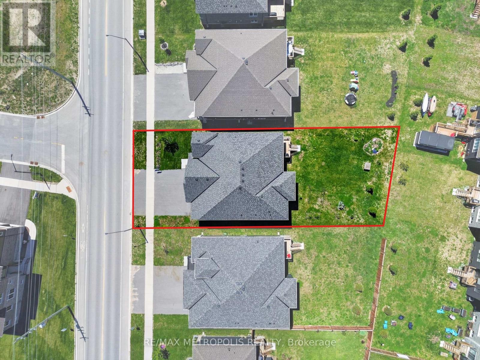 298 RAMBLEWOOD DRIVE - 37