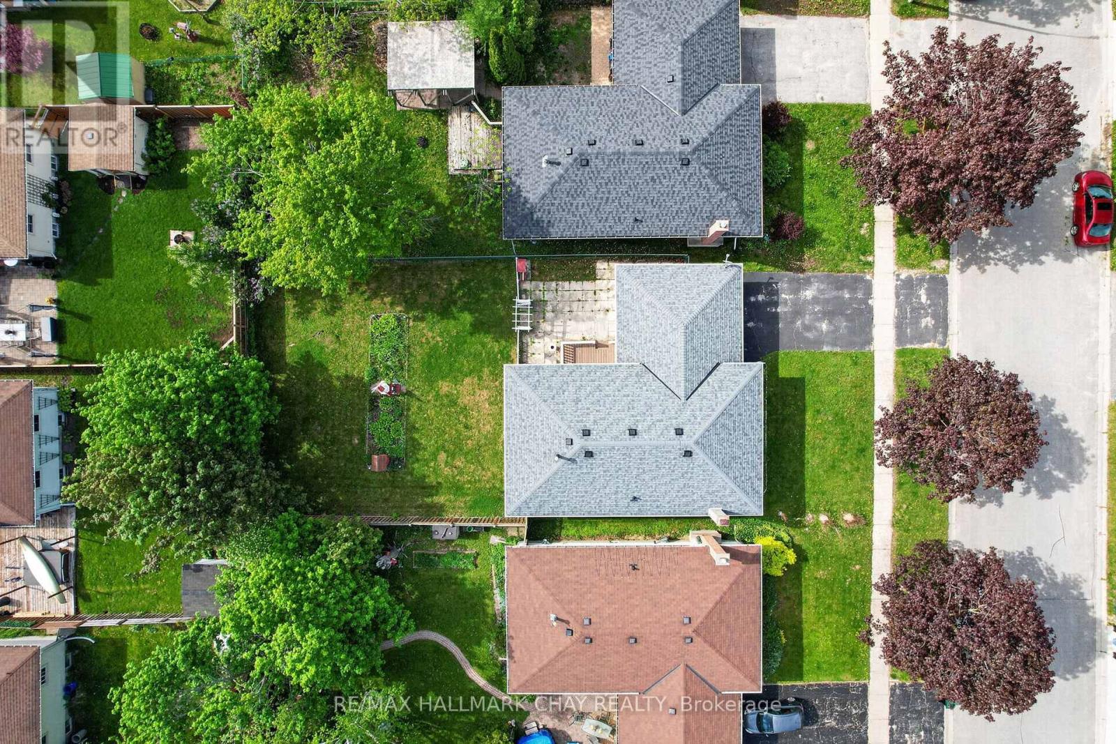 13 BRONTE CRESCENT - 10