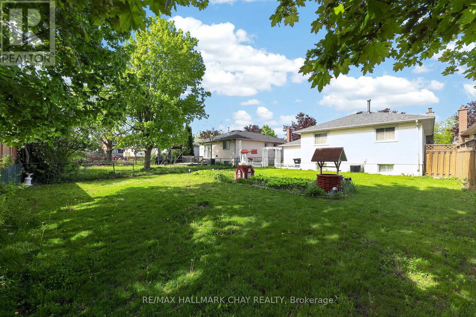 13 BRONTE CRESCENT - 12