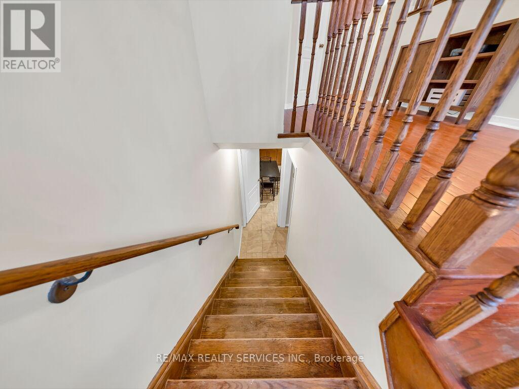 13 MISTYCREEK CRESCENT - 31