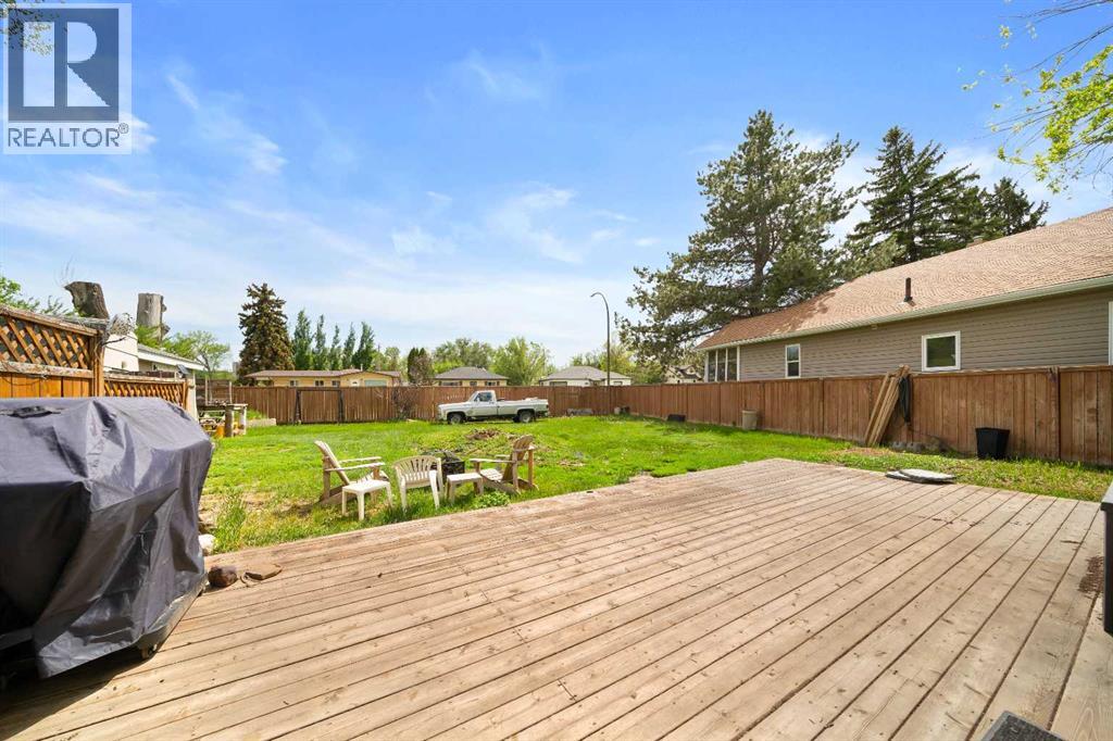218 Altawana Avenue NE - 25
