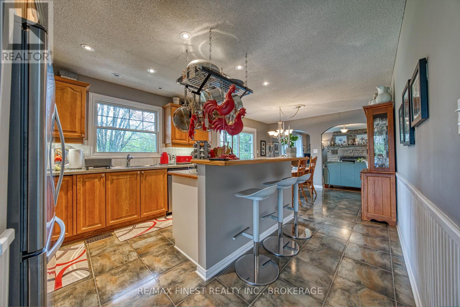 1861 BURBROOK ROAD - 5