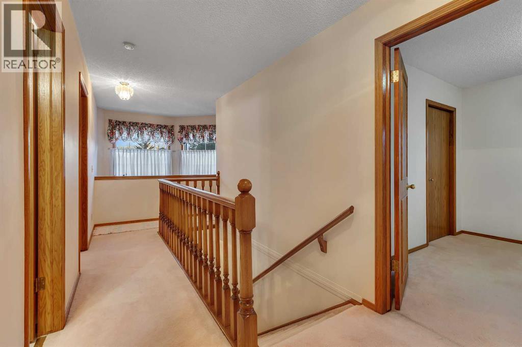 133 Riverview Park SE - 13
