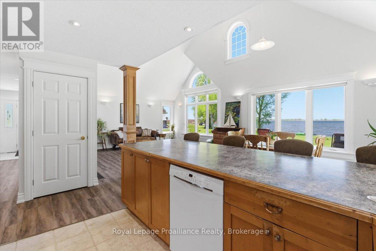 233 PARKVIEW ROAD - 16