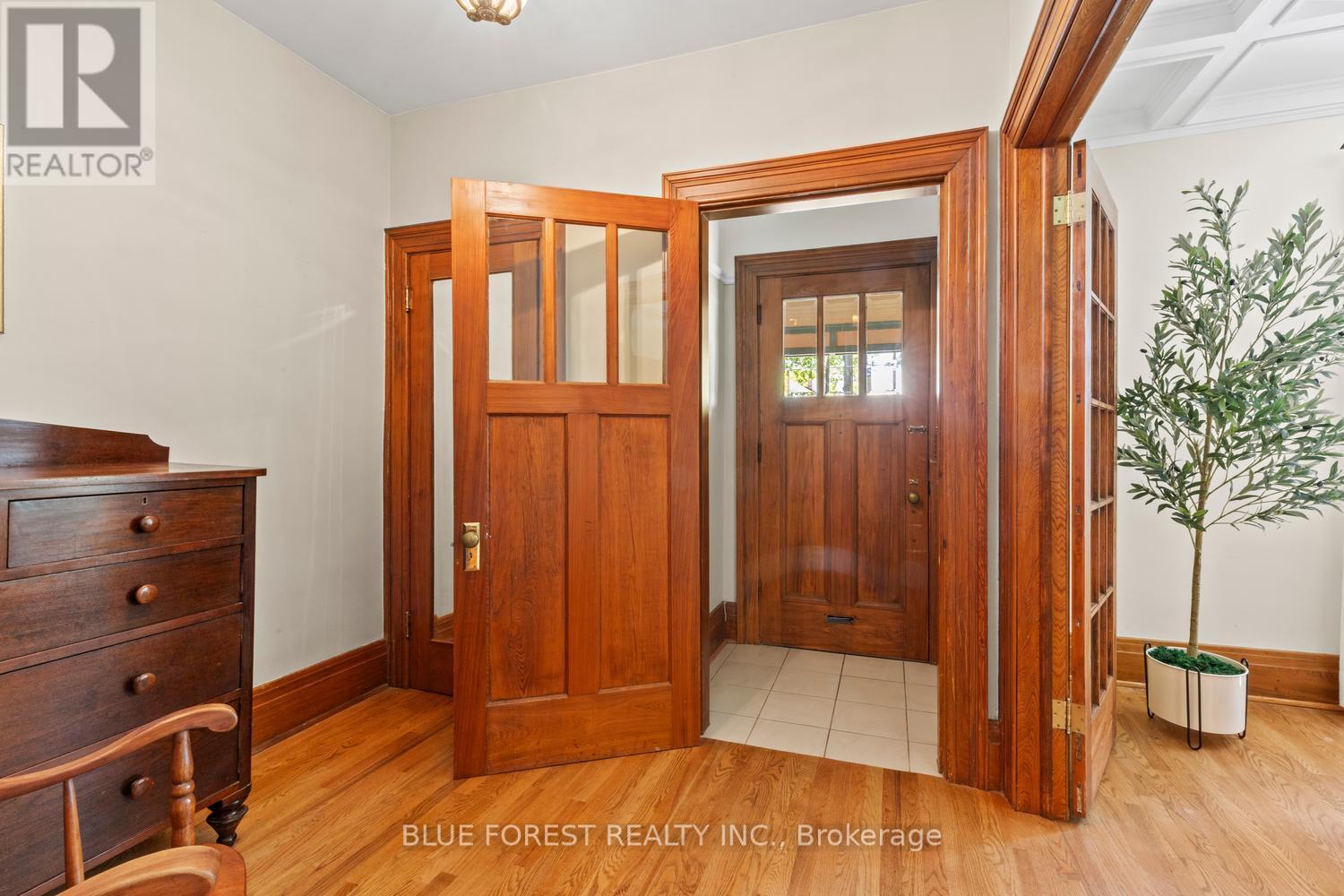 368 ST JAMES STREET - 5
