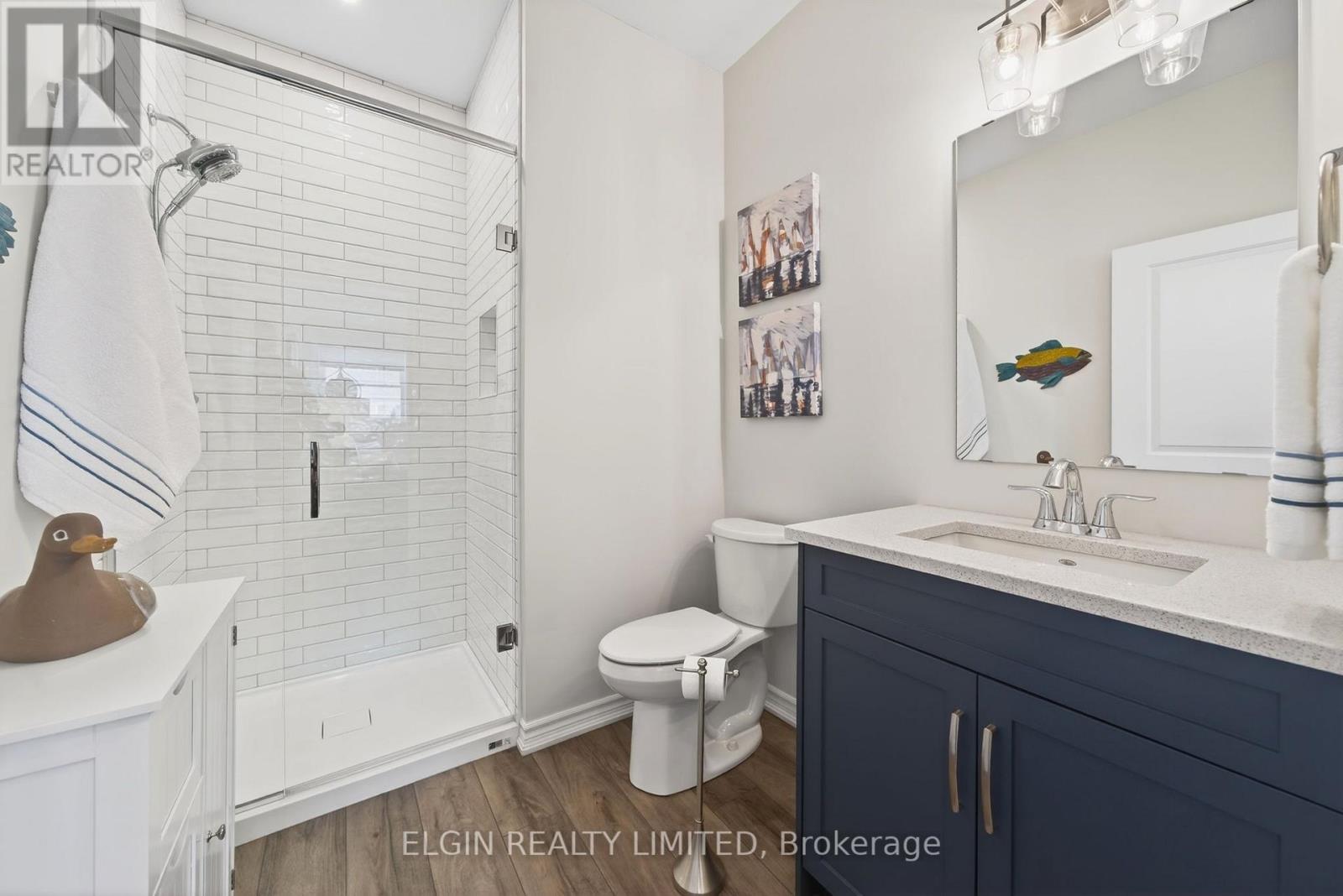 30 REGATTA WAY - 20